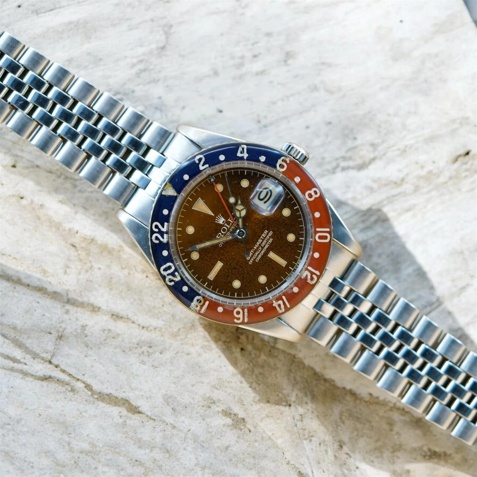 A curated selection of watches, chosen carefully.